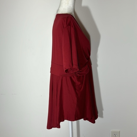 Allegrace Red V-Neck Pullover Blouse - 2X - Picture 5 of 6